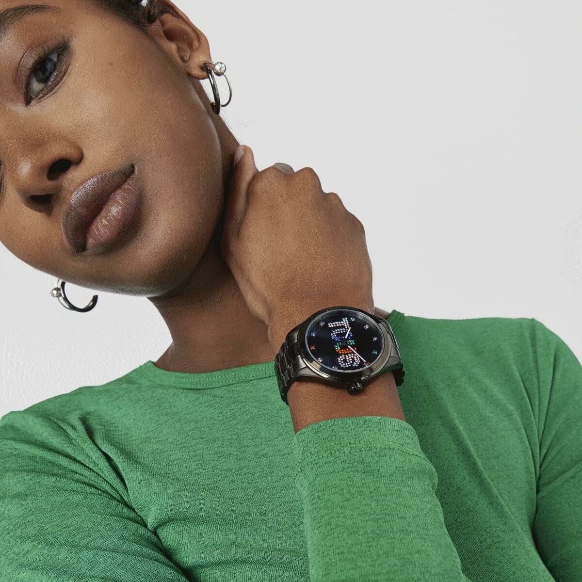 V9HDBA300CA47518C944C259609BB320A12R7404924P4